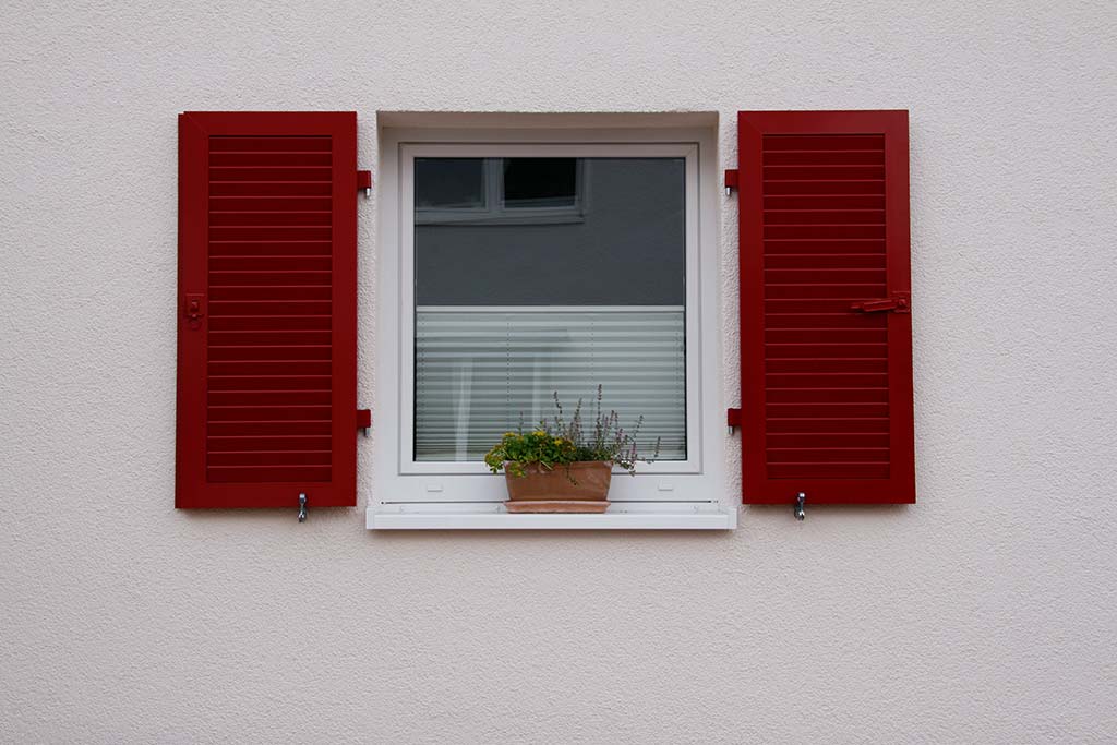 Fensterläden Rot Fensterläden Rot